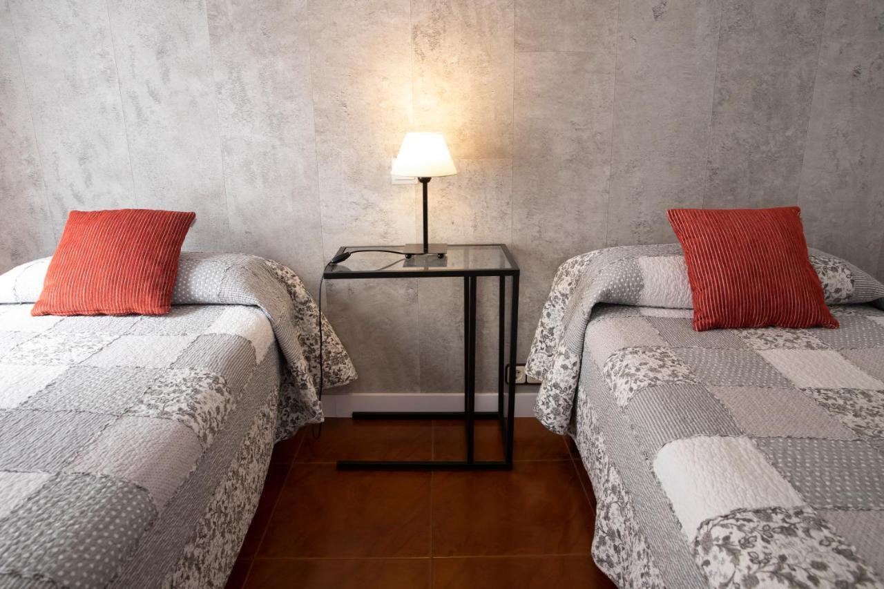 Hostal Tokio Madrid Eksteriør billede
